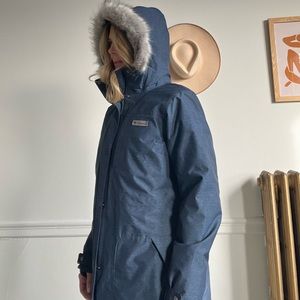 Columbia Ski Jacket - Large